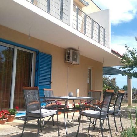 Holiday Home Anita Unesic Екстериор снимка