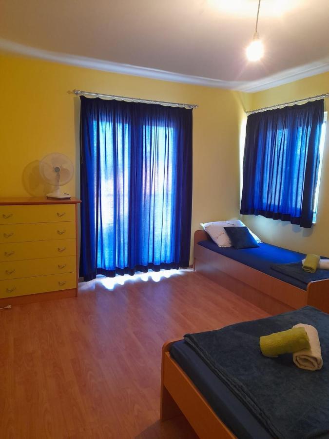 Holiday Home Anita Unesic Екстериор снимка