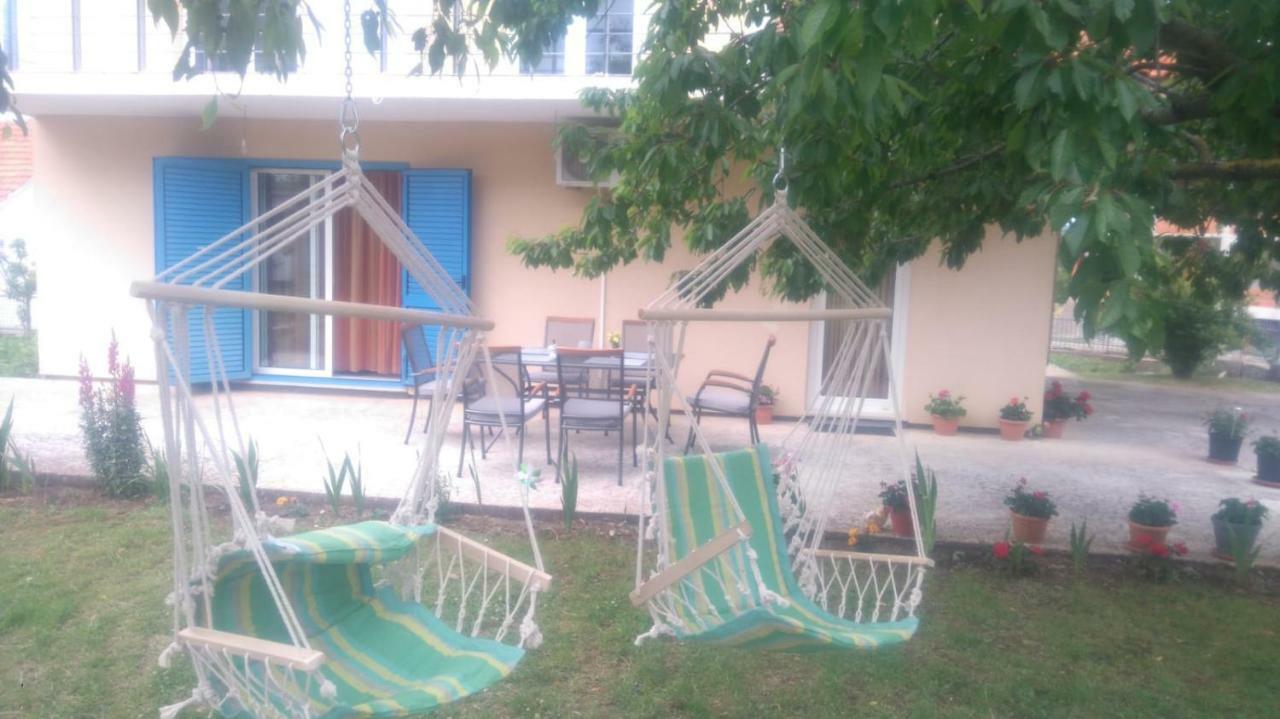 Holiday Home Anita Unesic Екстериор снимка